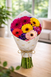 BOUQUET TO BRIGHTEN UP THE DAY
