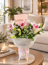 LILY VASE